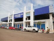 Comerciante denuncia prefeitura na polícia por desocupação de box no Shopping da Cidade