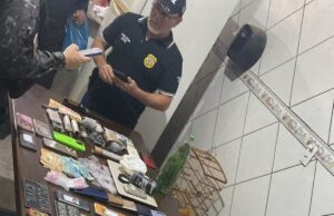 Operação prende 13 pessoas por tráfico de drogas no sudoeste do Maranhão Produtos apreendidos na operação da Polícia Civil em Grajaú