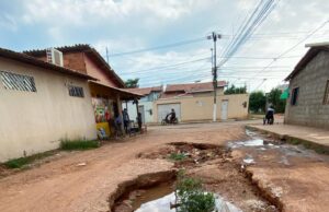 Denúncias e reclamações sobre falta de infraestrutura em Imperatriz Situação crítica de rua no bairro Vilinha, em Imperatriz