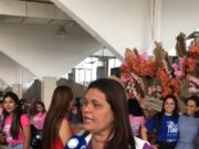 Caravana “Maranhão todos por elas” reúne representantes de 22 cidades em Imperatriz Na imagem, a Diretora da Casa da Mulher Maranhense em Imperatriz, Gabriela Bonfim, em entrevista à TV Nativa