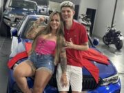 Polícia civil prende digital influencer por causa de jogos de azar na internet; mulher dele é investigada também Casal foi peso em hotel de luxo