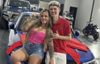 Polícia civil prende digital influencer por causa de jogos de azar na internet; mulher dele é investigada também Casal foi peso em hotel de luxo