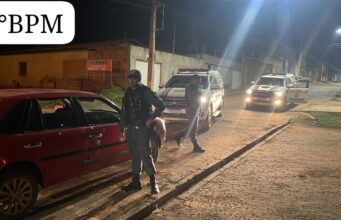 Polícia faz prisões de assaltantes e traficantes em Imperatriz Momento em que a polícia chegou ao trio que cometia assaltos na região do Grande Santa Rita