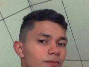 Jovem é morto após ser baleado por PM em perseguição policial por causa de manobra de moto