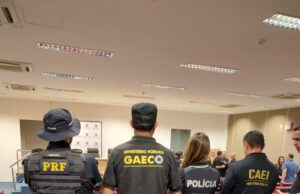 Gaeco cumpre mandados de busca e apreensão em endereços do ex-deputado Pastor Cavalcante
