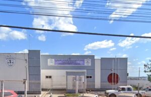 Homem é preso por estupro contra adolescente; mãe da menina era conivente e também foi presa