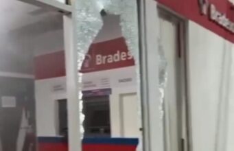 Bandidos invadem São João do Paraíso, fazem reféns e assaltam banco